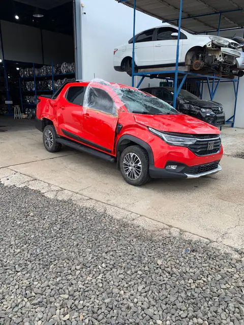 Fiat Strada 2022 no pátio da Demolidora Santo Antônio