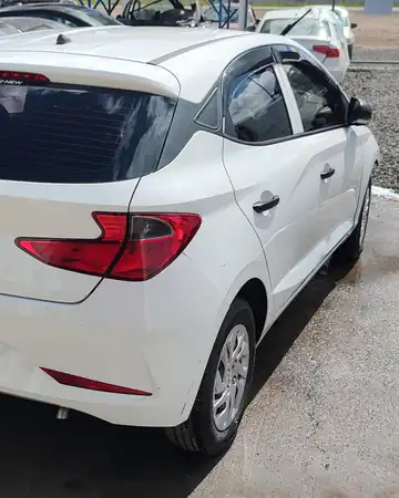 Hyundai HB20 Sense 1.0 12V, ano 2019/2020, no pátio da Demolidora Santo Antônio