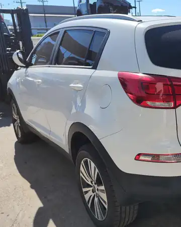 Kia Sportage LX2 OFFG4, ano 2014/2015, no pátio da Demolidora Santo Antônio